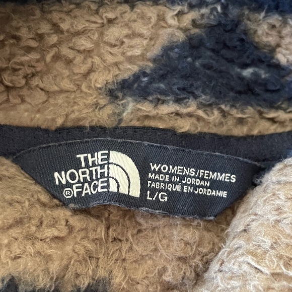 The North Face Sz L Campshire Aztec Women's Fleece Vest - Brown and Navy. - Picture 7 of 13